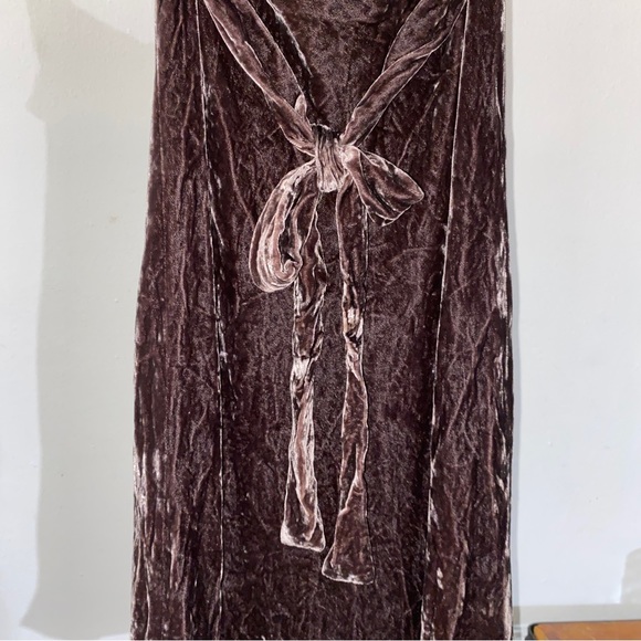 ▪️Short Strapless Empire Waist Crushed Velour/Velvet Dress by Juicy Couture - Picture 5 of 13